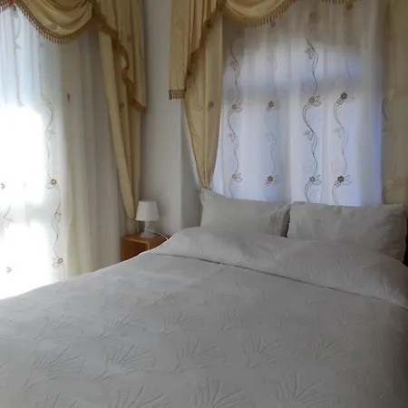 Olympia Отель