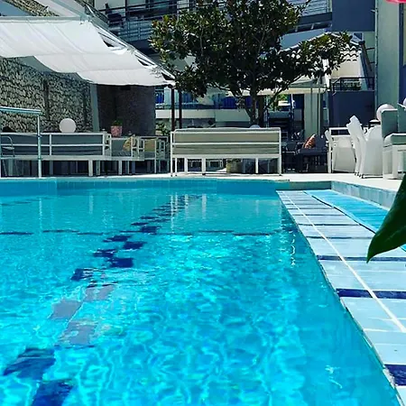 올림피아 호텔 Sarandë